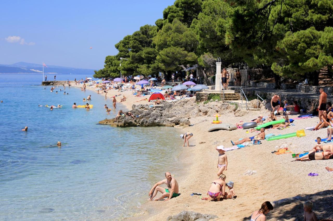 Apartments With A Parking Space Brela, Makarska - 11552 Exterior photo