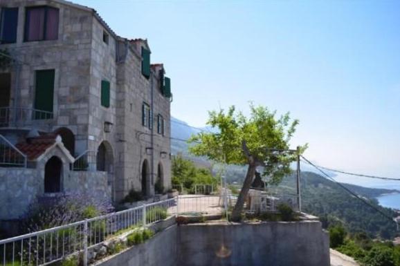 Apartments With A Parking Space Brela, Makarska - 11552 Exterior photo